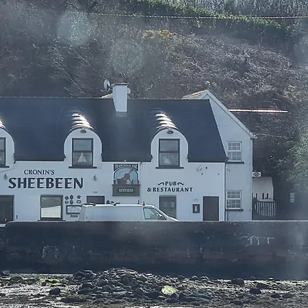 Quay Village 16 Westport