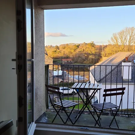 Quay Village 16 Apartment Westport
